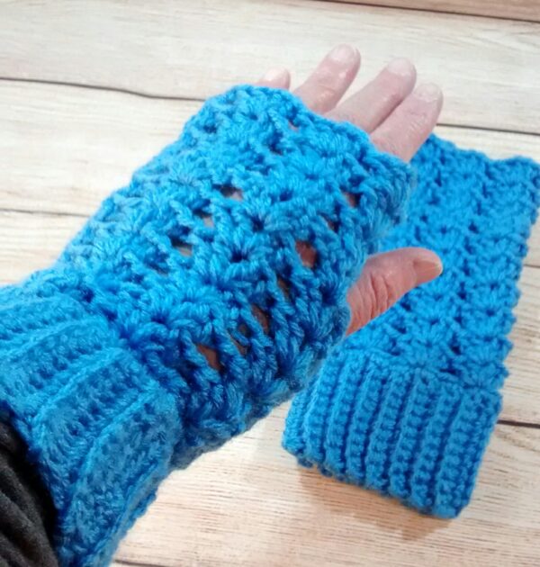 Womens Blue Fingerless Gloves